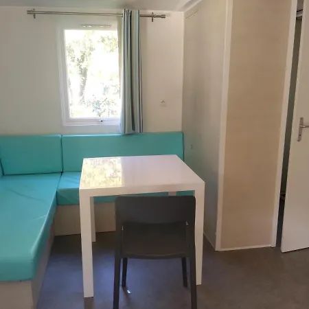 Les Eaux Vives אתר קמפינג *